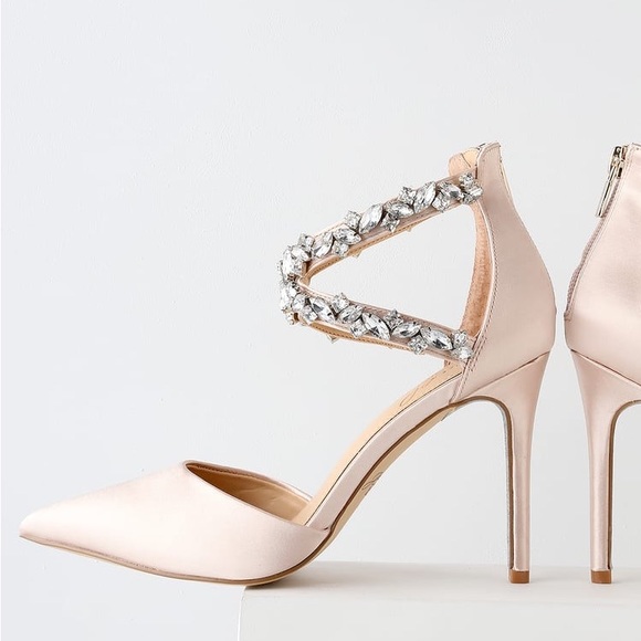 Badgley Mischka: Jazmine Pump - Picture 10 of 10